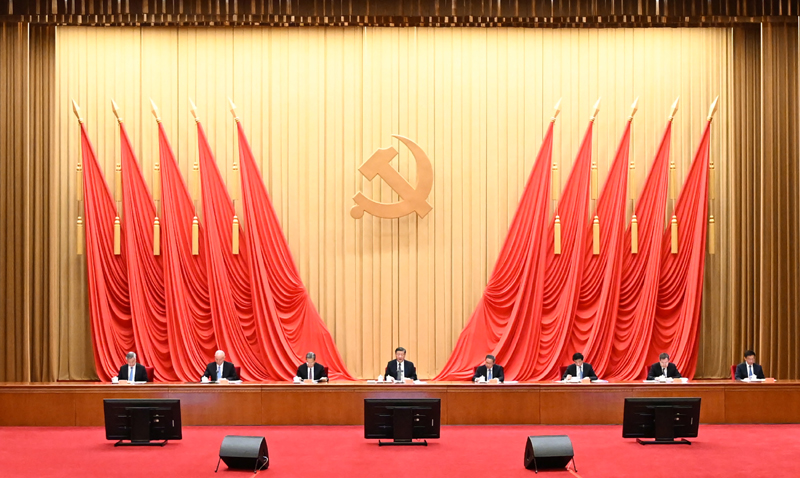 4月3日，进建贯彻习近平新时期中国特色社会主义思想主题教育工作会议在北京召开。中共中央总书记、国度主席、中央军委主席习近平出席会议并颁发重要讲话。李强、赵乐际、王沪宁、蔡奇、丁薛祥、李希、韩正出席会议。